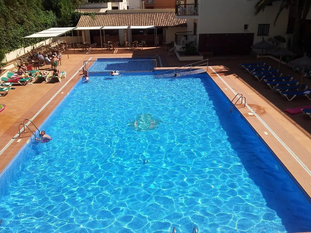 Intertur Apartamentos Waikiki Palmanova 3*,