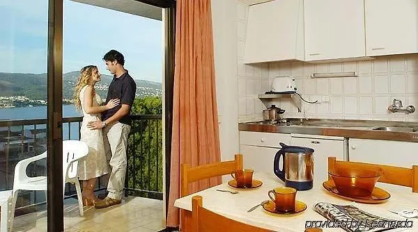 Intertur Apartamentos Waikiki Пальма Нова 3*,  Испания