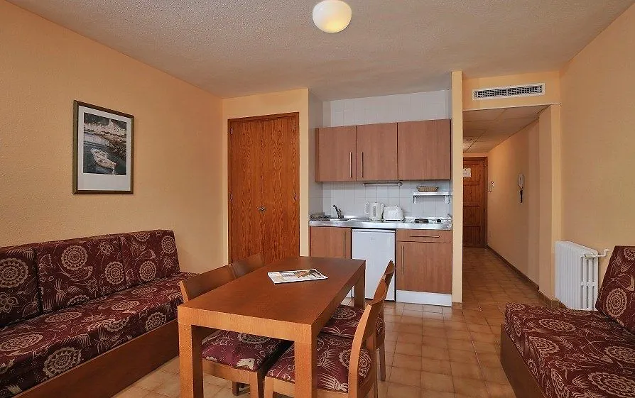 Intertur Apartamentos Waikiki Пальма Нова Отель